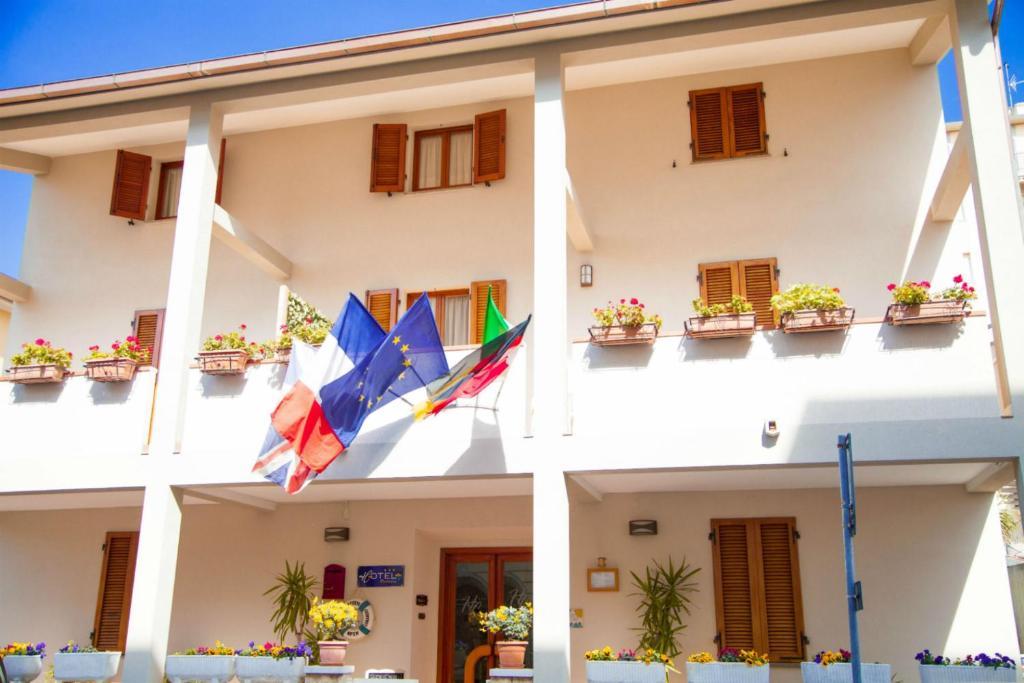 Hotel Ciritorno San Vincenzo Exteriér fotografie